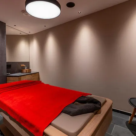 Apartment Luxueux 7 Pieces A Morzine Avec Spa, Piscine Et Acces Direct Aux Pistes - Fr-1-314-96 Avoriaz